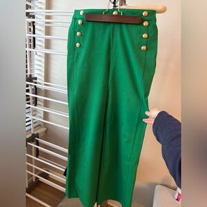 Charter Club Green Cotton Pants with Gold Buttons Size 10